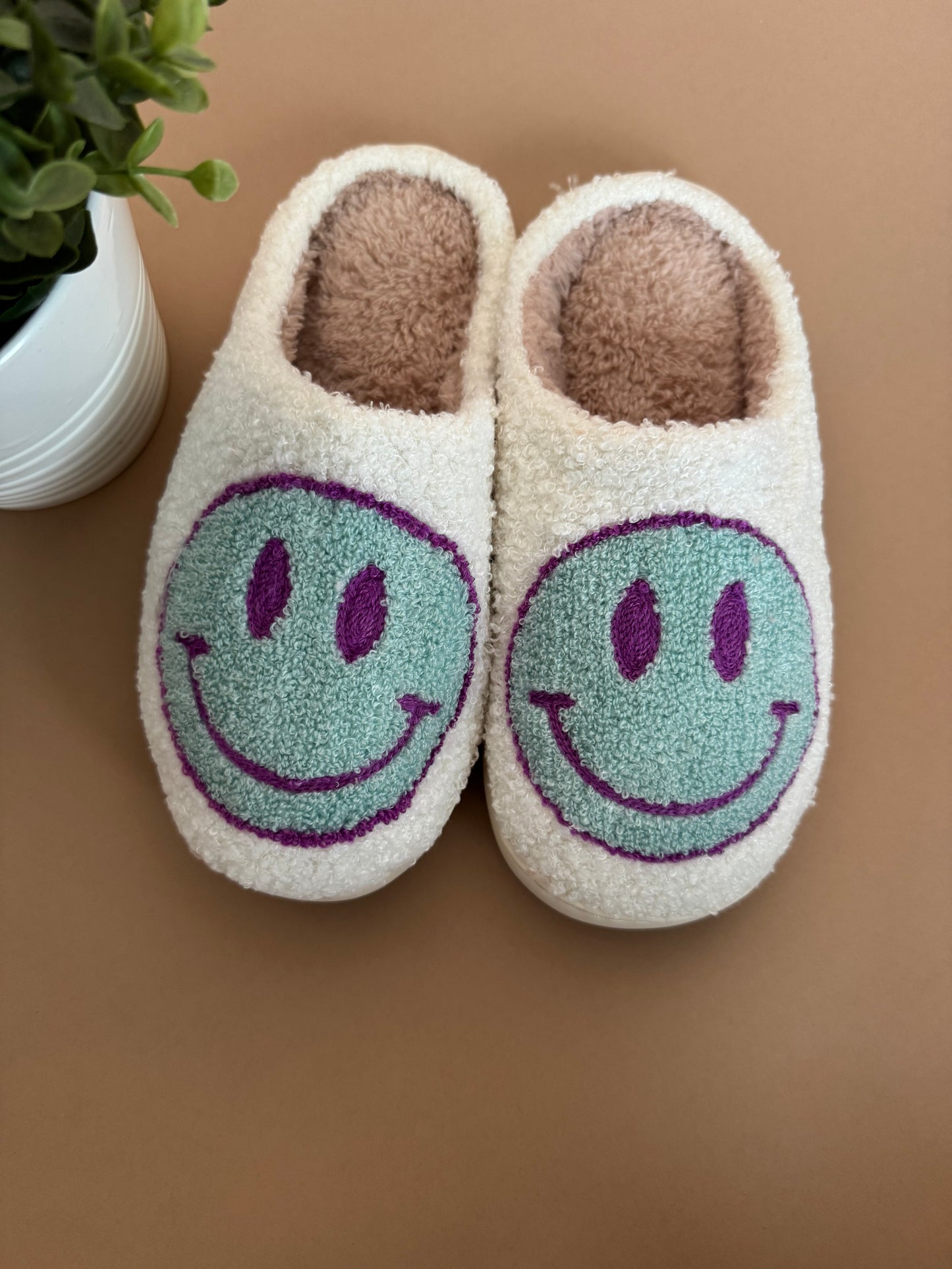 Melody Smiley Face Slippers