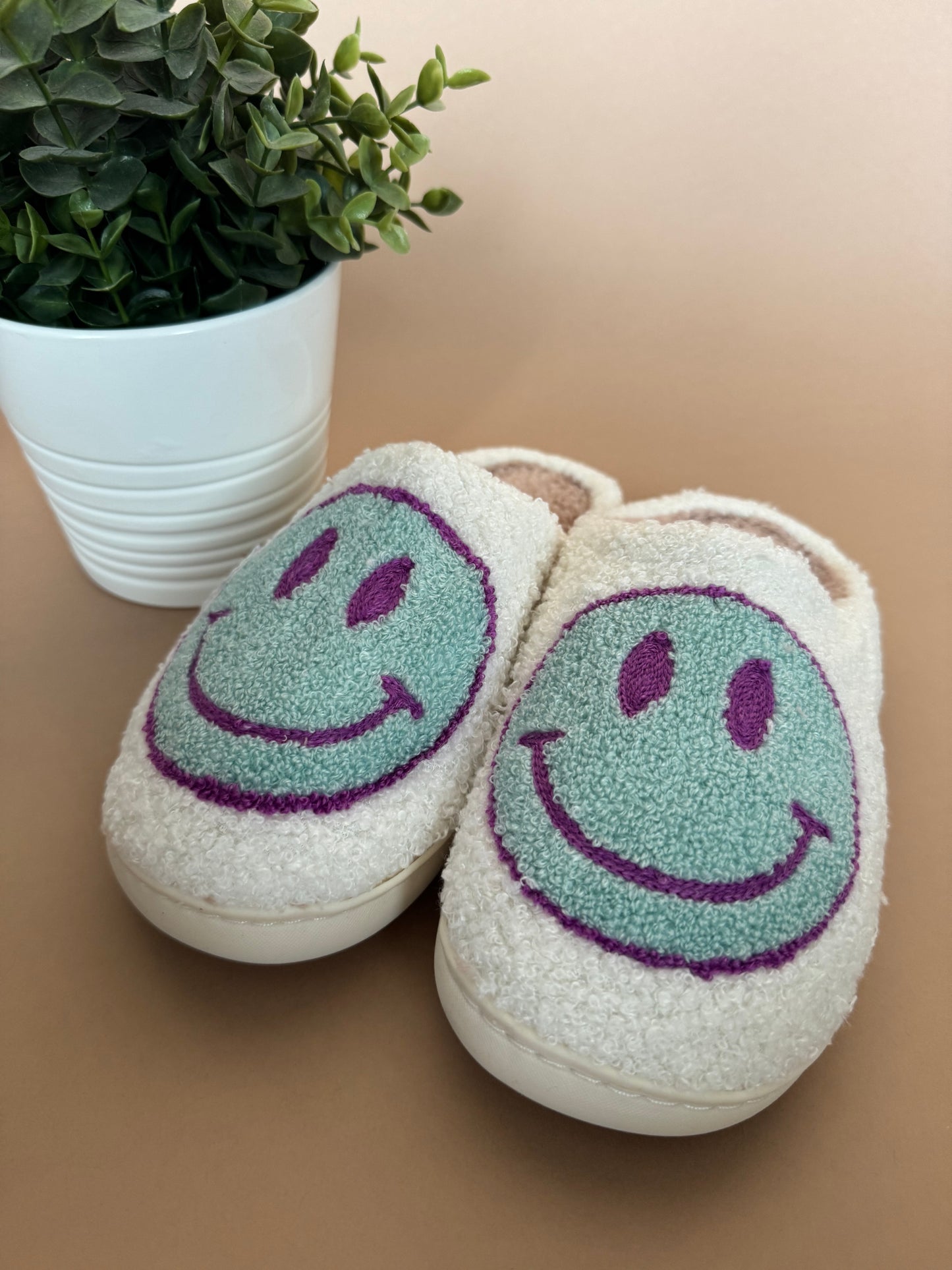 Melody Smiley Face Slippers