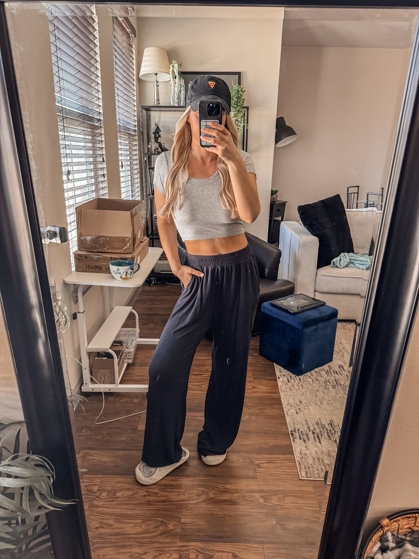 Coastal Cool Scoop Neck Tee In Grey