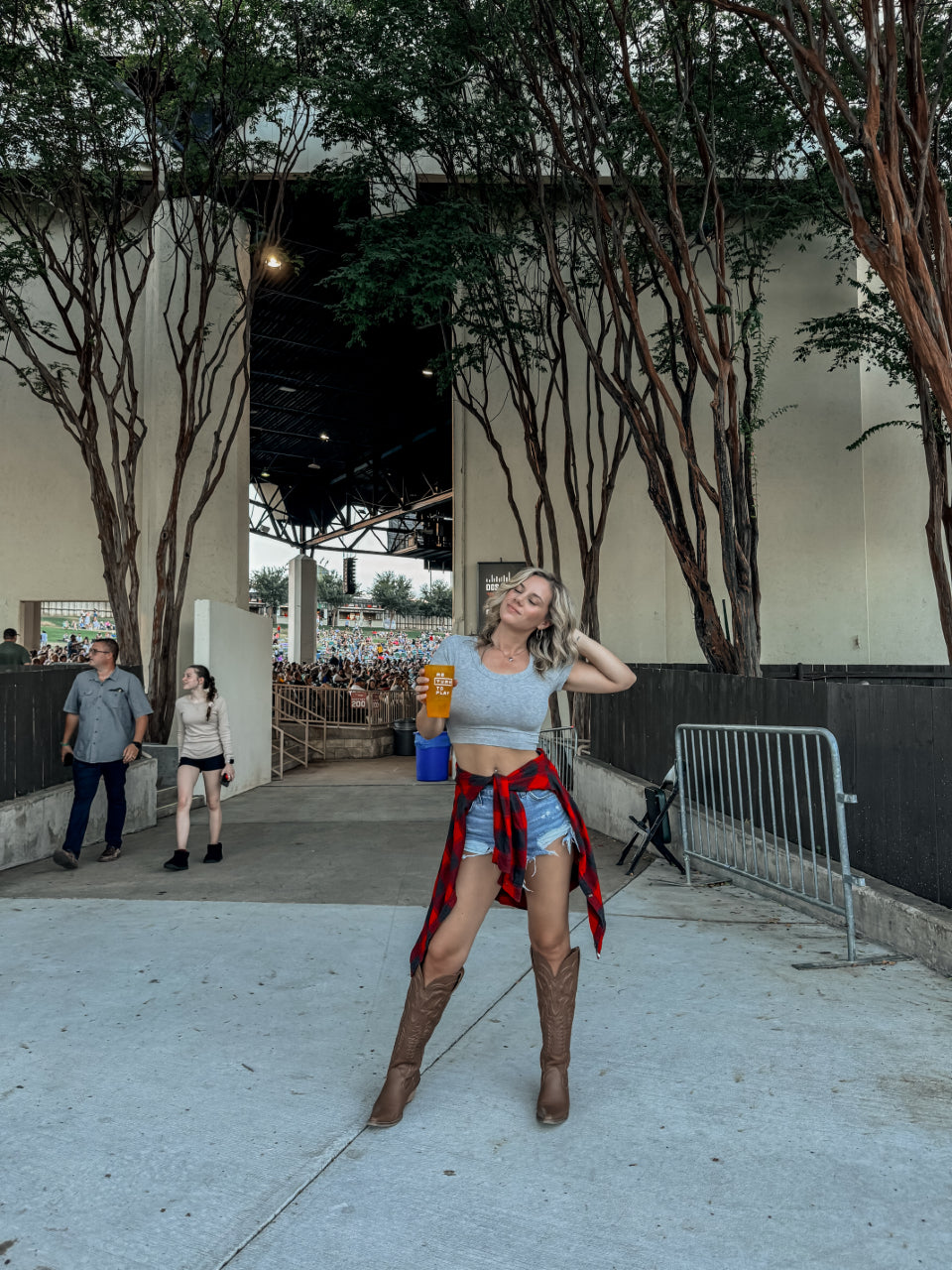 Coastal Cool Scoop Neck Tee In Grey